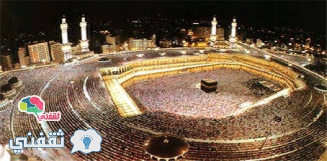 صور أطول حاج في العالم من داخل الحرم المكي