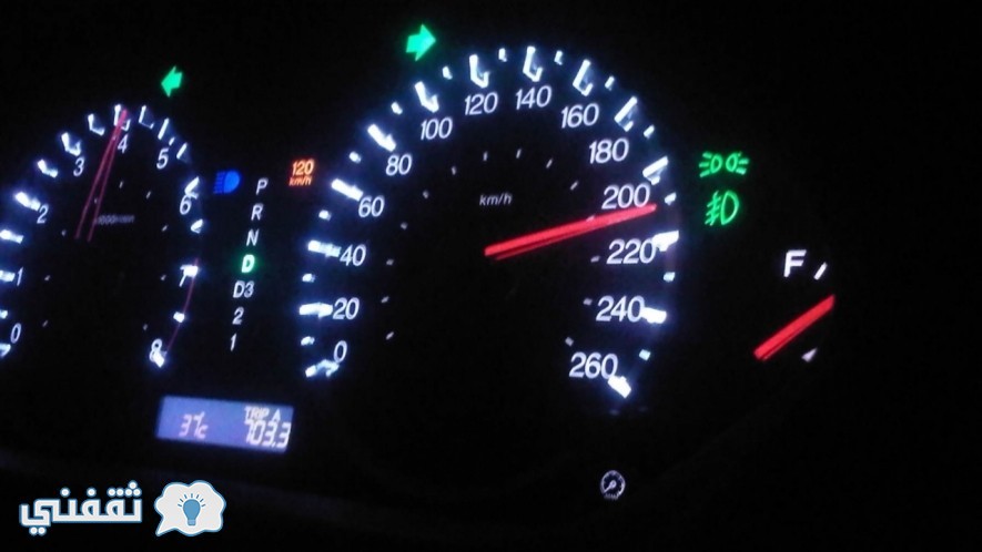 سرعة السيارة فيديو :ماذا يحدث اذا اصطدمت سياره تسير ب سرعة 200 كيلو في الساعة