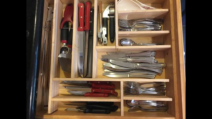 أهم أدوات المطبخ الحديثة المفيدة في المنزل