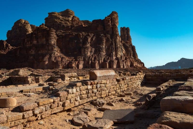 التنقيب عند المعبد في دادان