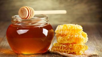فوائد العسل على الريق مع الماء