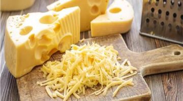طريقة عمل الجبنة الرومي بطريقة سهله في المنزل