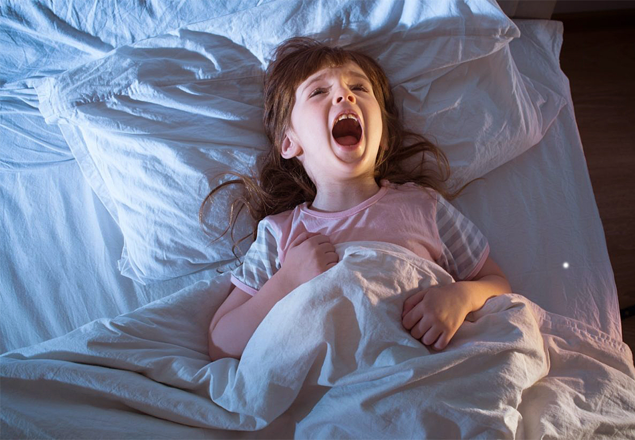 أسباب فزع الطفل من النوم وطريقة العلاج أضطراب النوم عند الأطفال
