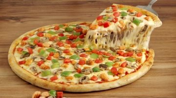 طريقة عمل عجينة البيتزا الهشة