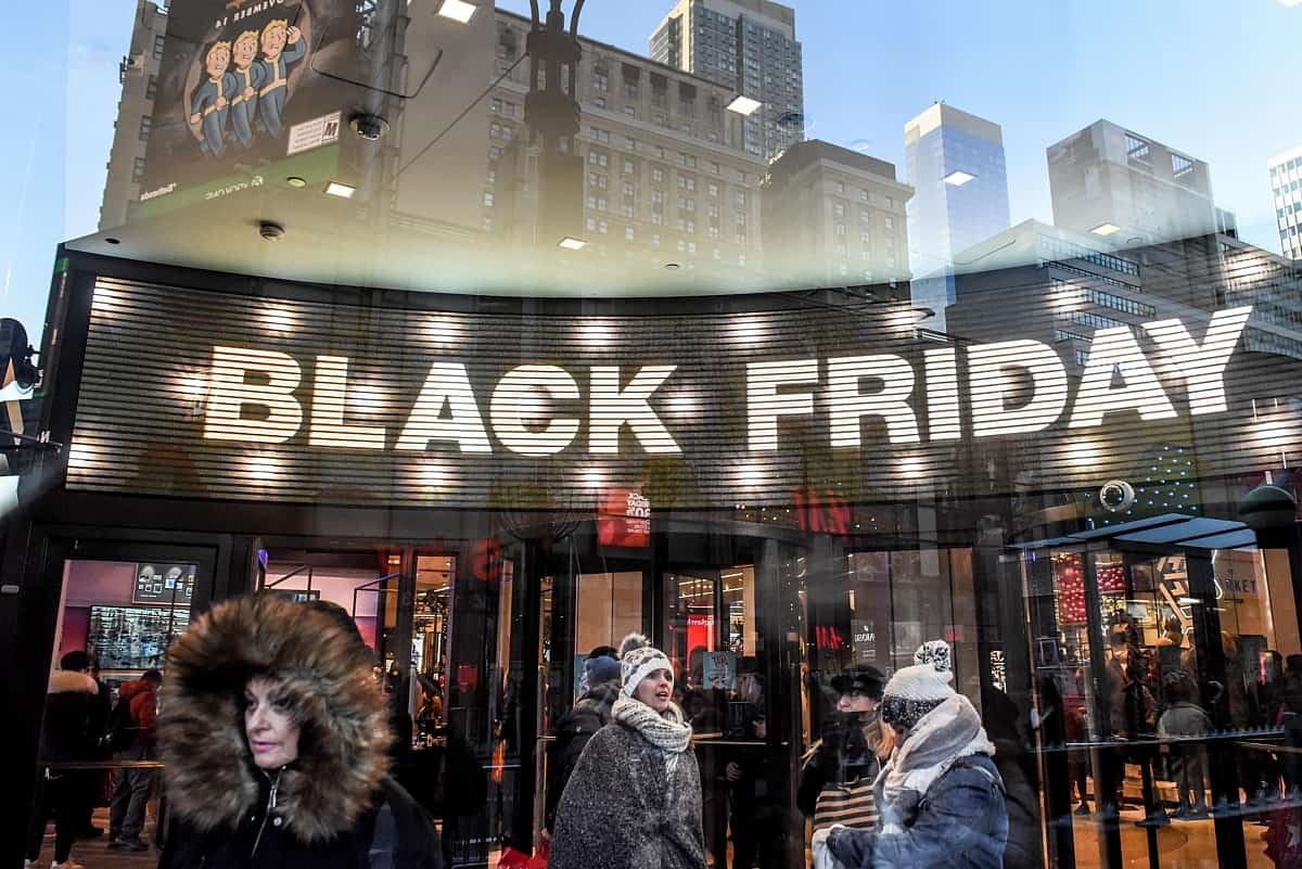 لماذا سميت الجمعة السوداء Black Friday بهذا الاسم ؟