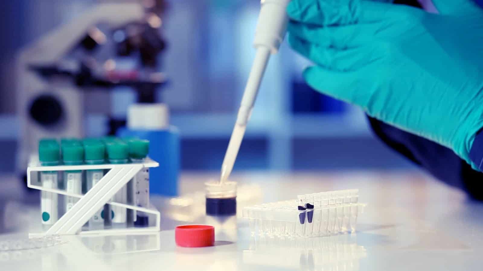 ما هي رسوم الفحص الطبي لتجديد إقامة الوافدين