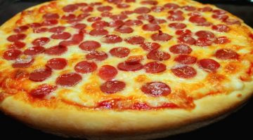 طريقة عجينة البيتزا الايطالية القطنية