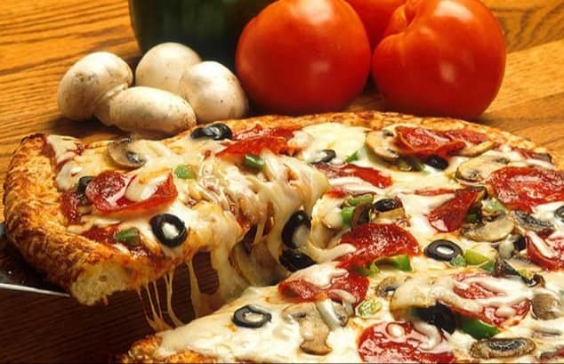 طريقة عمل عجينة بيتزا هت الإيطالية بطريقة سهلة وسريعة