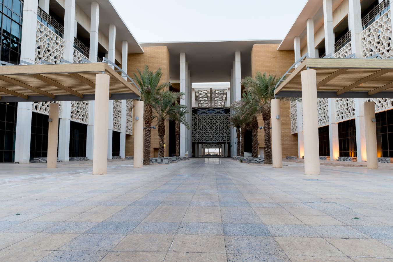 رابط التقديم على برامج الدراسات العليا في جامعة الأميرة نور بنت عبد الرحمن لعام 1442