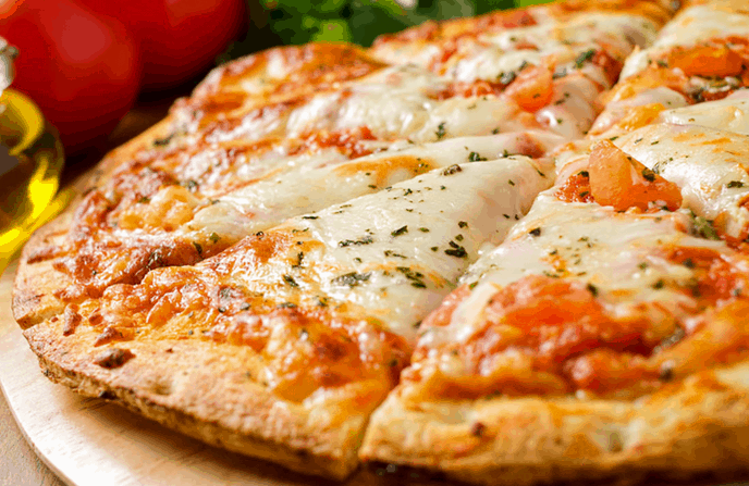 طريقة عمل عجينة البيتزا السائلة
