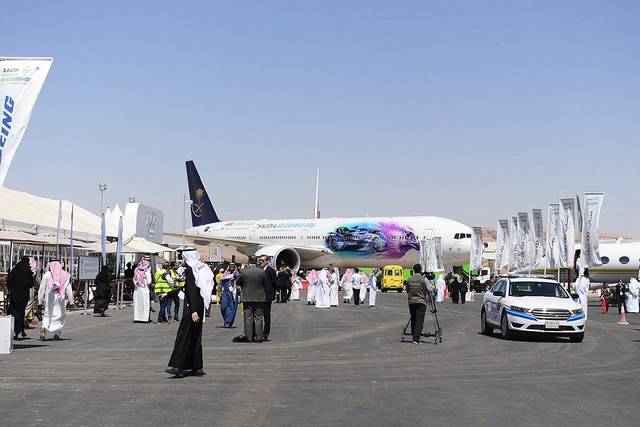 وزارة الداخلية السعودية تفتح السفر والطيران للمواطنين