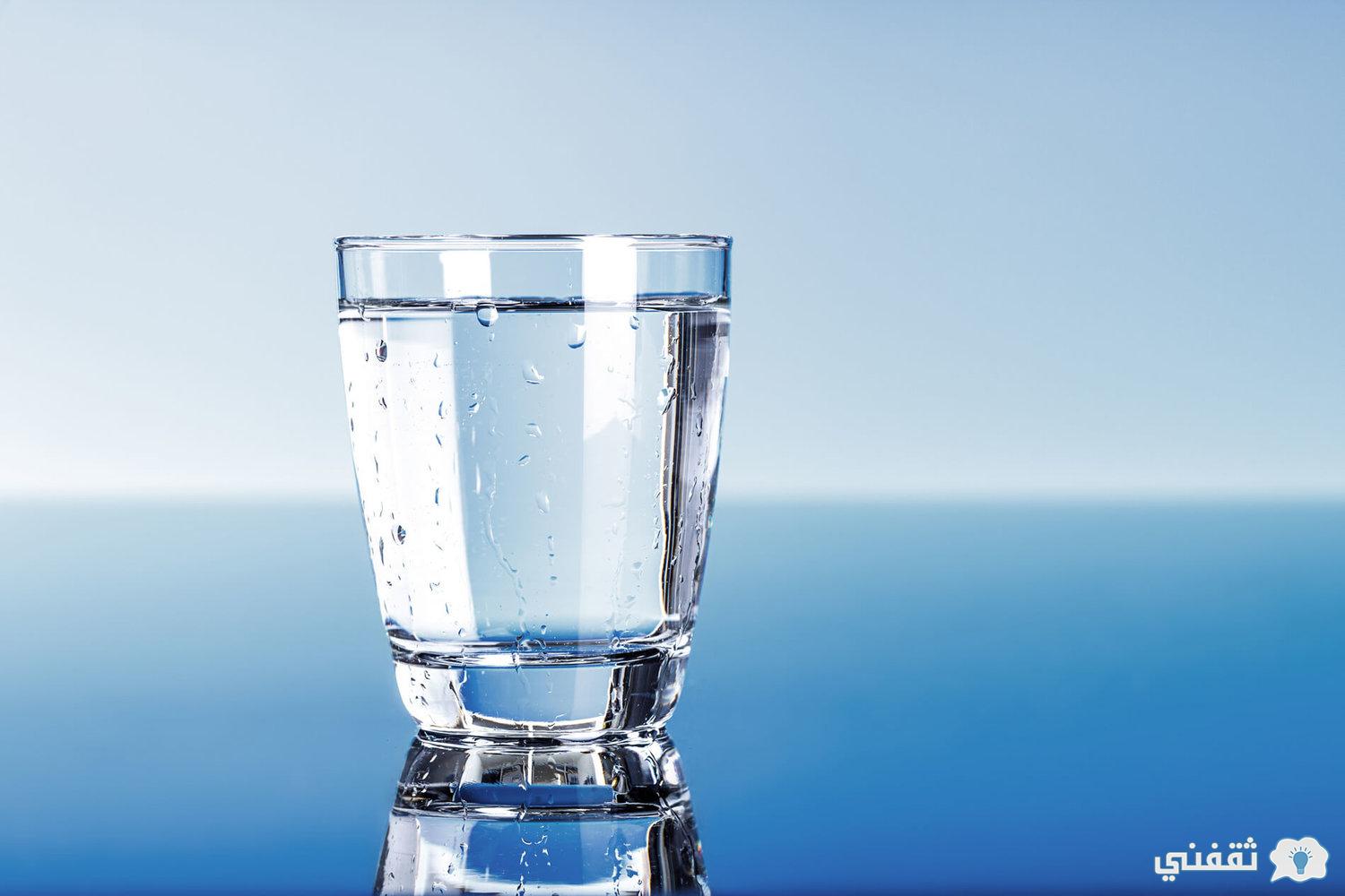 في الكمية وبالتالي قياس  فوائد الماء وأهمية شرب المياه وتأثيره على صحة الجسم - ثقفني