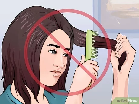 طرق طبيعية للحد من تساقط الشعر