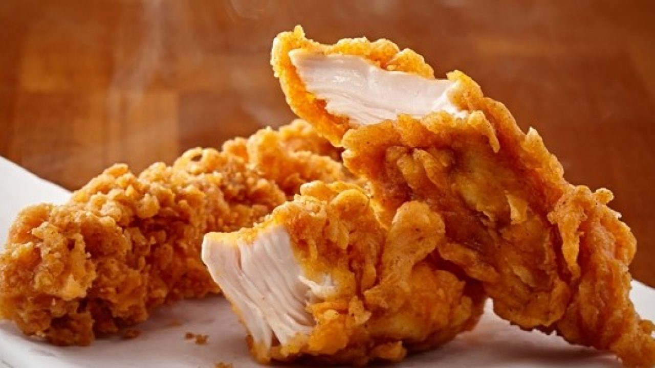 طريقة عمل دجاج كنتاكي المقرمش وسر تتبيلة كنتاكي في المنزل