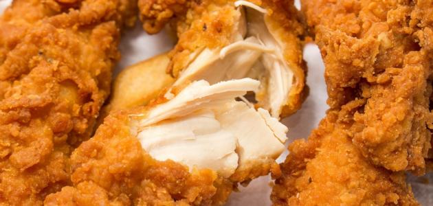 طريقة عمل دجاج كنتاكي دجاج مقرمش بطريقة الشيف نجلاء الشرشابي