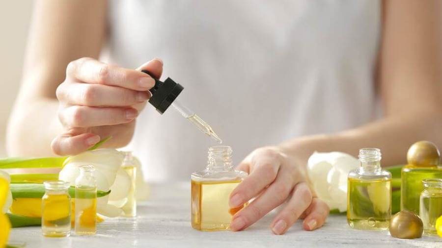 طريقة صناعة العطور الفرنسية بأقل التكاليف بالمنزل ثقفني