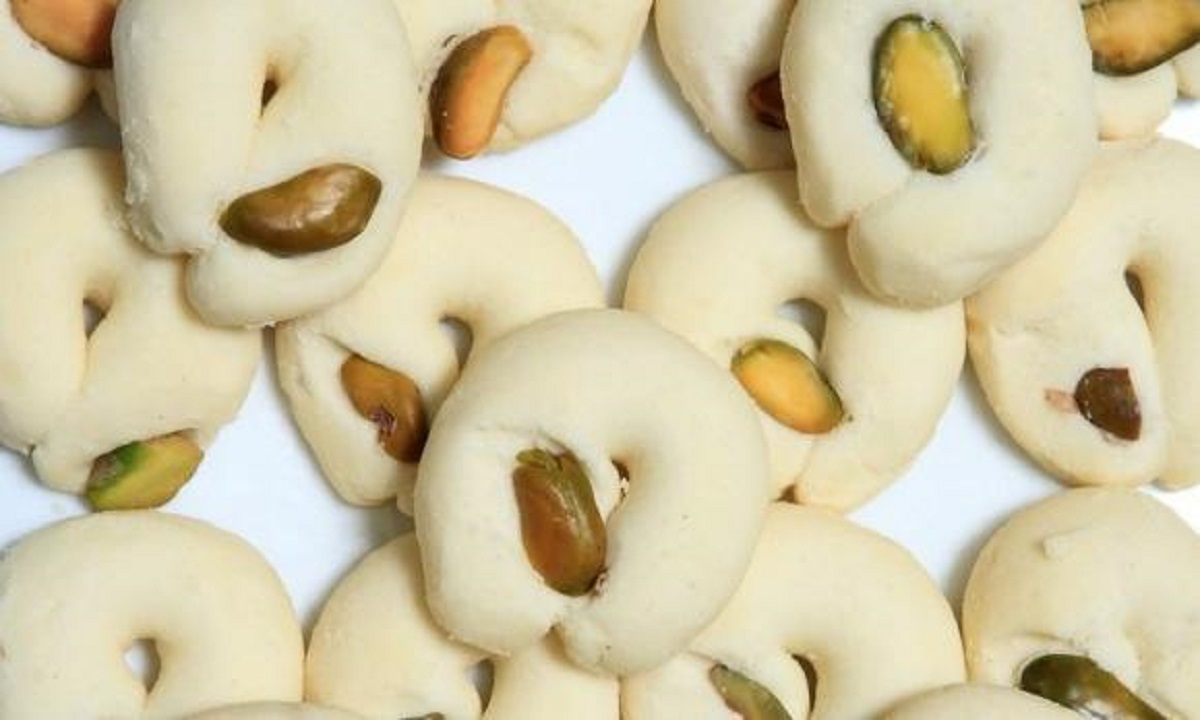 الغريبة الناعمة الدايبة على أصولها بدون ما تشقق منك احلي من الجاهزة