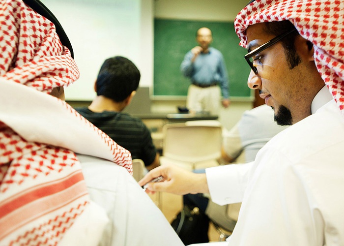 متى يفتح تسجيل الجامعات