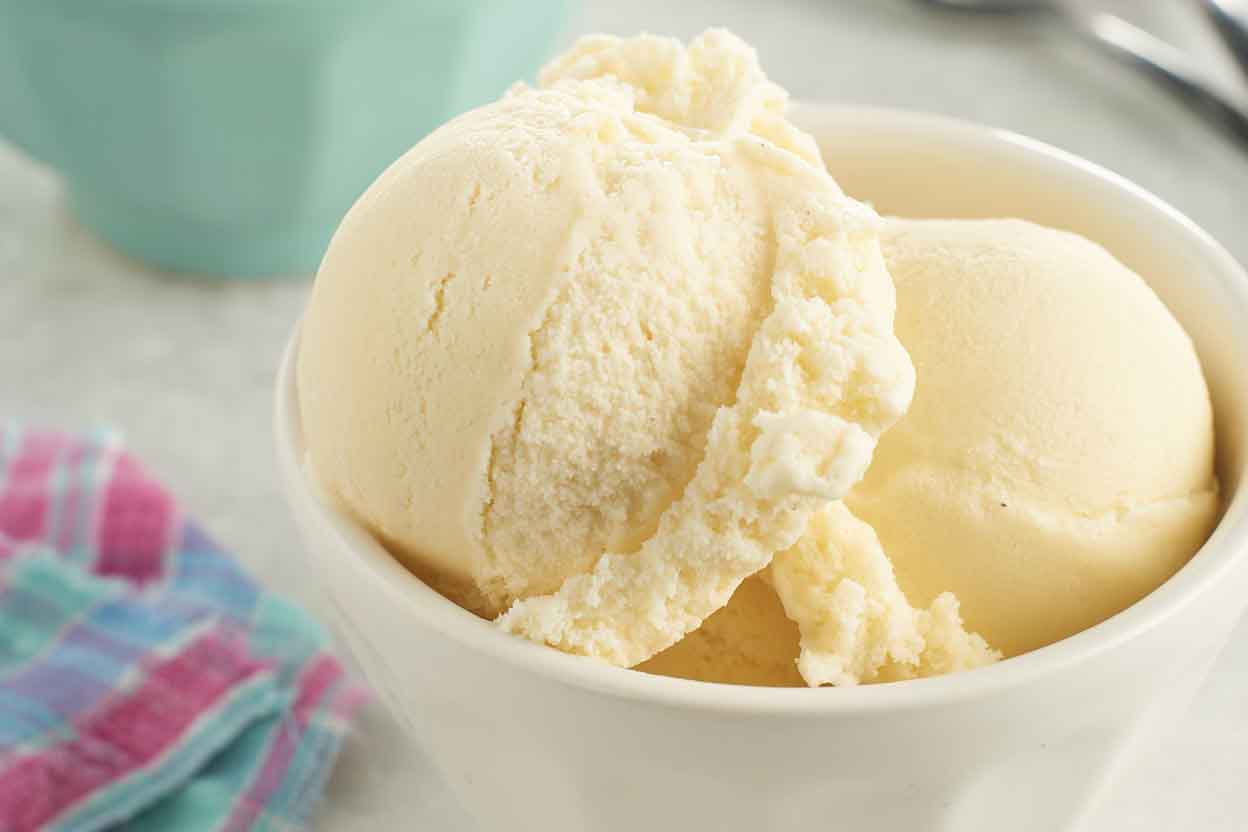 سر عمل الآيس كريم بجميع النكهات في المنزل بكل سهولة زي المحلات