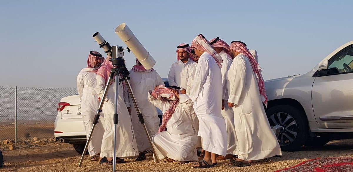 موعد عيد الفطر 2021 في السعودية ورؤية هلال شهر شوال المتمم لشهر رمضان المبارك