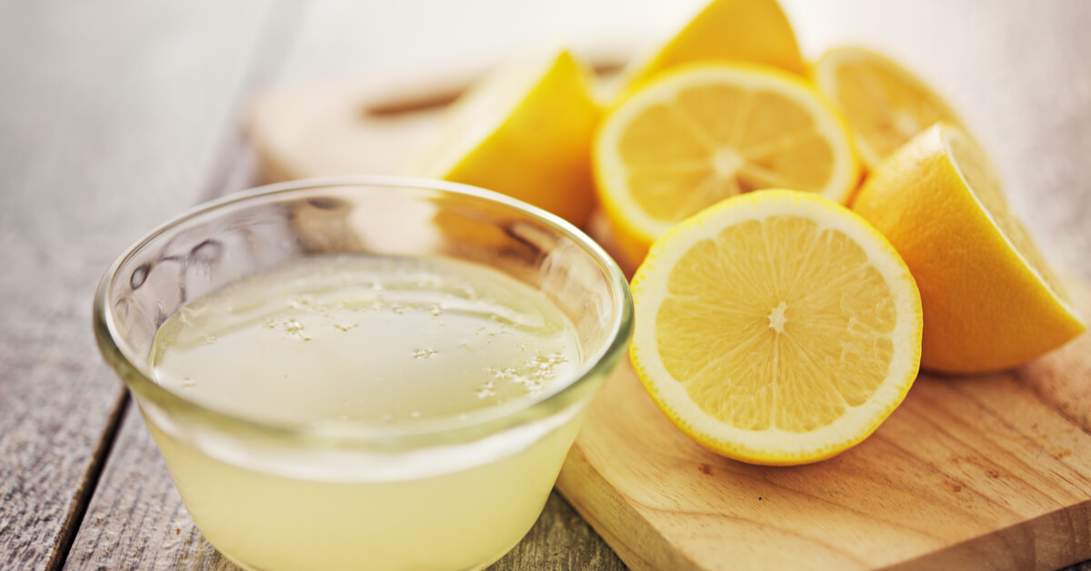 خلطة الليمون والكركم لتبييض المناطق الحساسة في المنزل