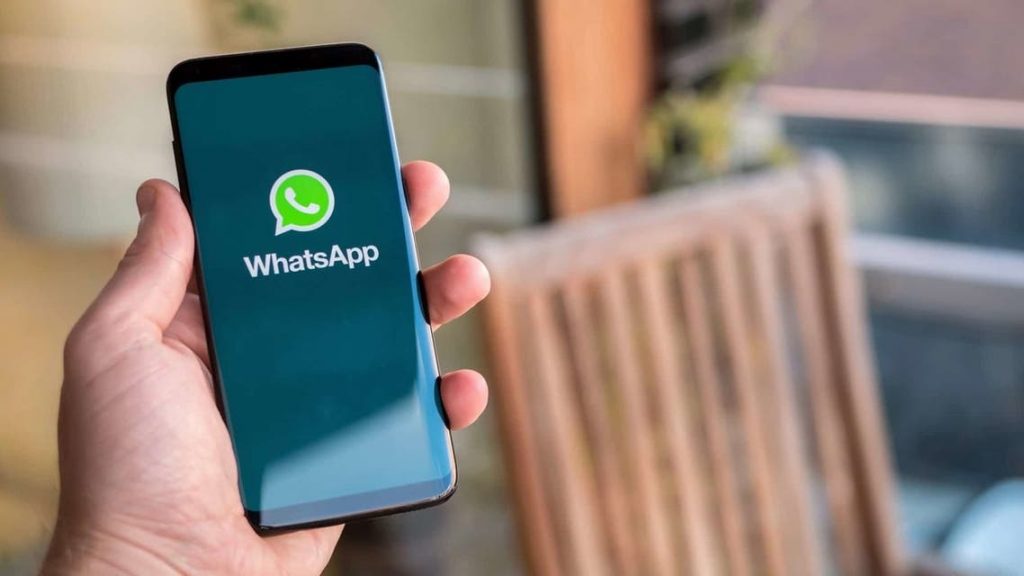 حديث تطبيق التواصل واتساب Whatsapp يفاجئ مستخدمي هواتف آيفون ميزات