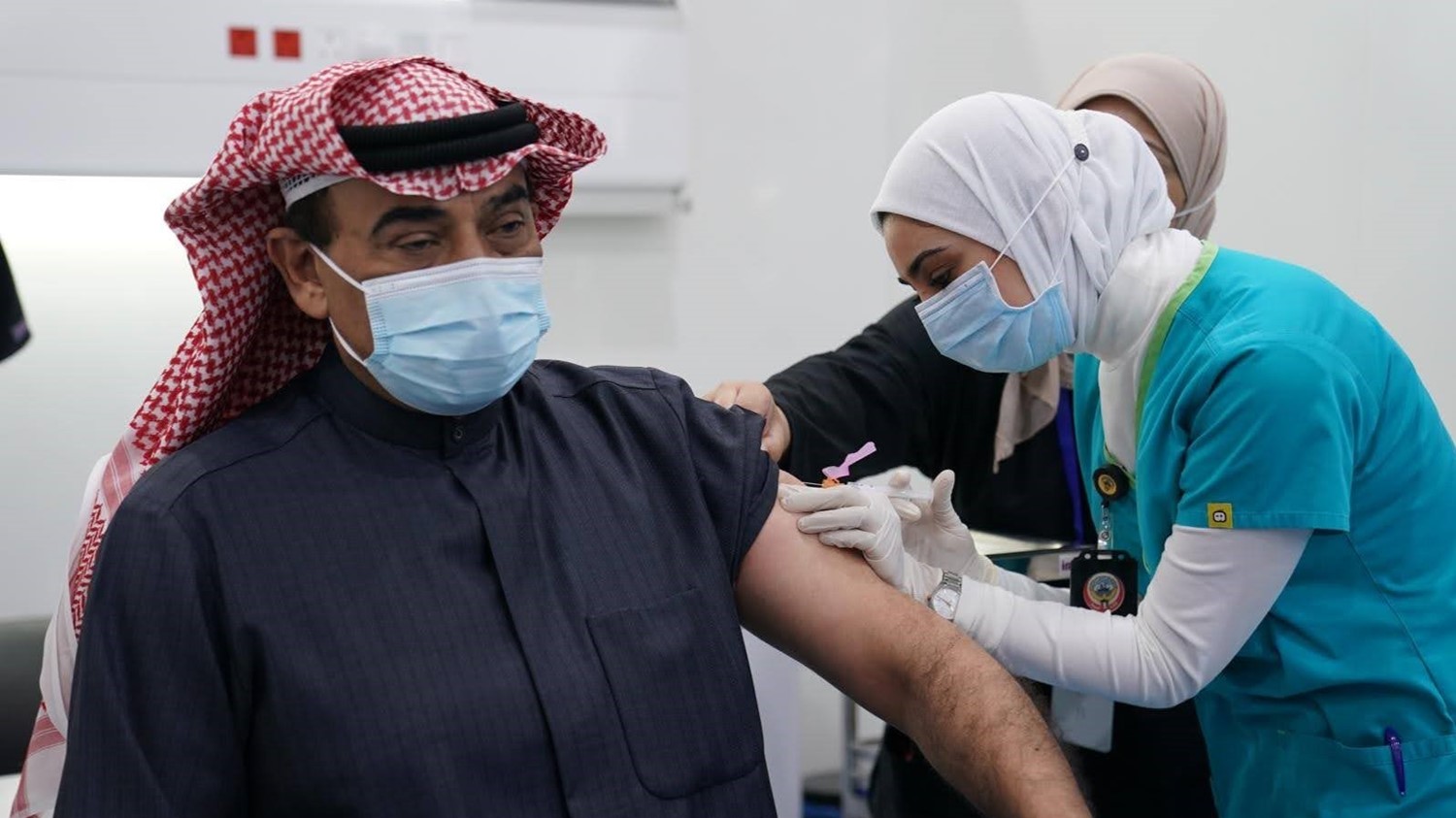 رابط تقديم تطعيم كورونا الكويت