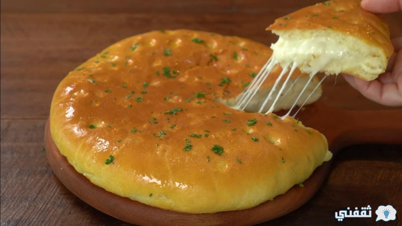 خبز البطاطس بالجبن