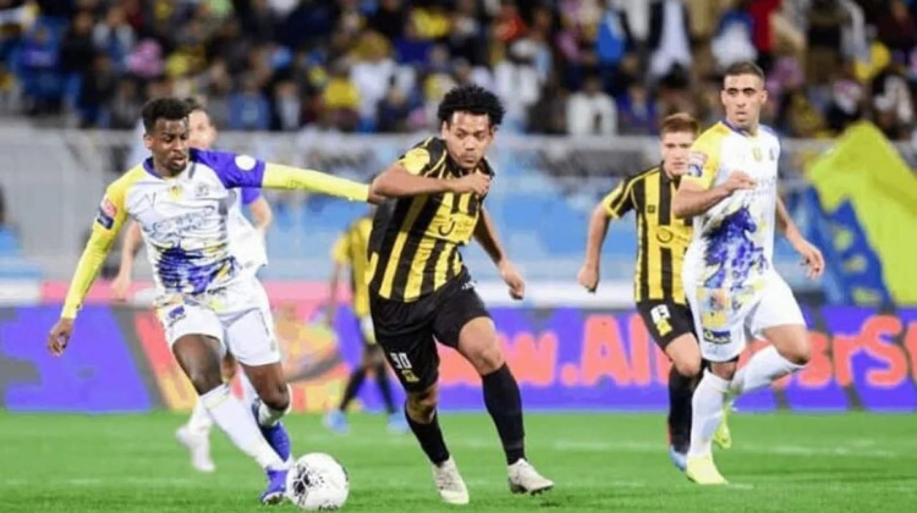 القنوات المفتوحة الناقلة لمباراة النصر والاتحاد