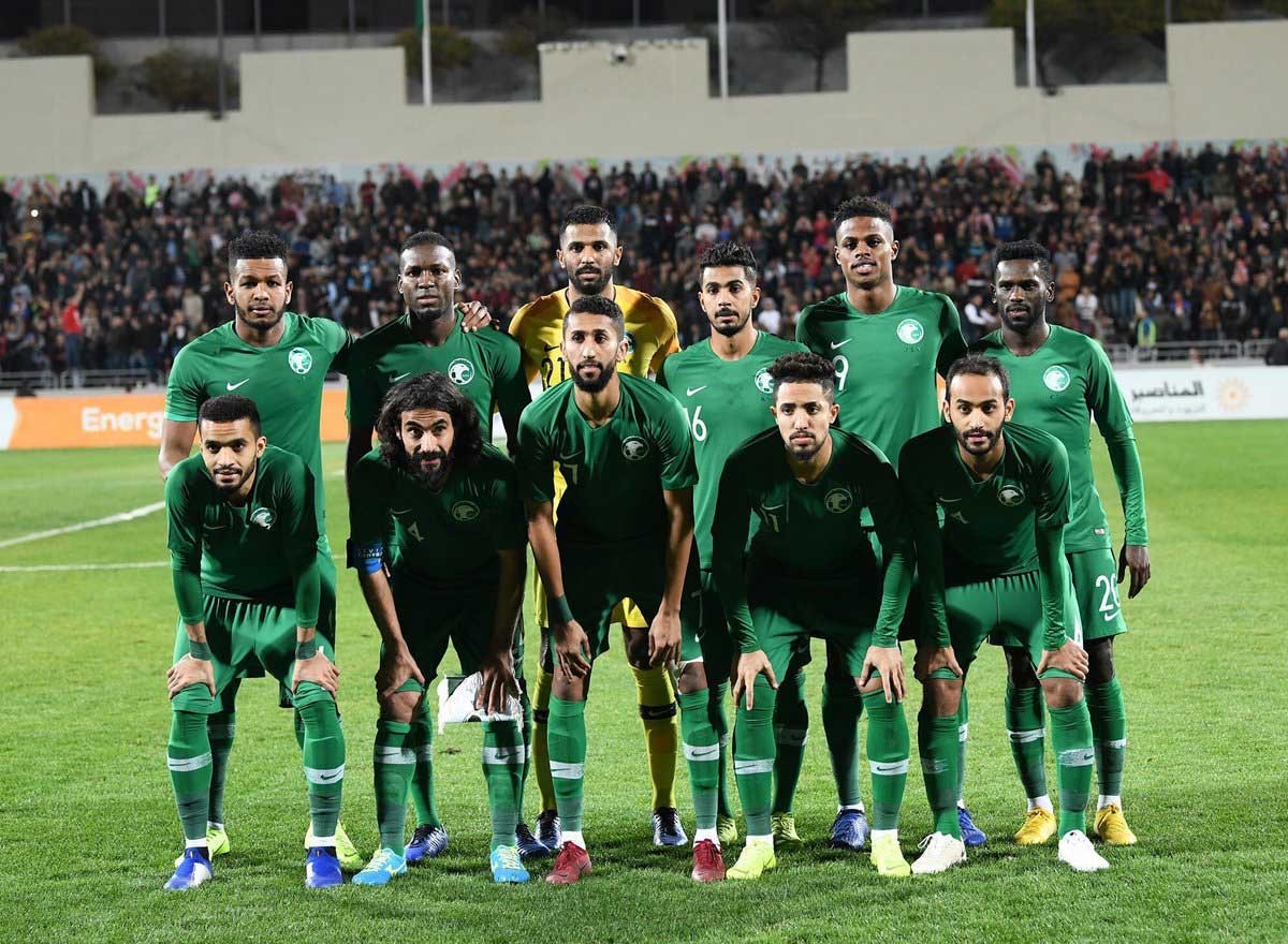 موعد مباراة السعودية وعمان ضمن تصفيات كأس العالم 2022 وتردد القنوات الناقلة