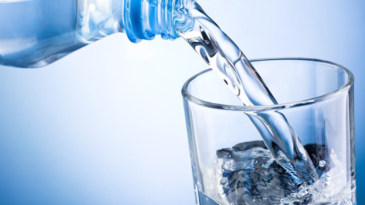 أهمية شرب الماء لأعضاء الجسم