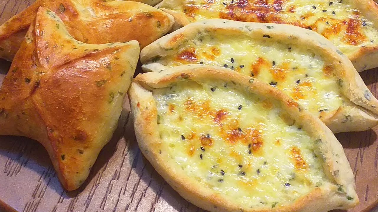 اصنعي بنفسك فطائر الجبنة الهشة لتحضير وجبة عشاء سريعة لأطفالك