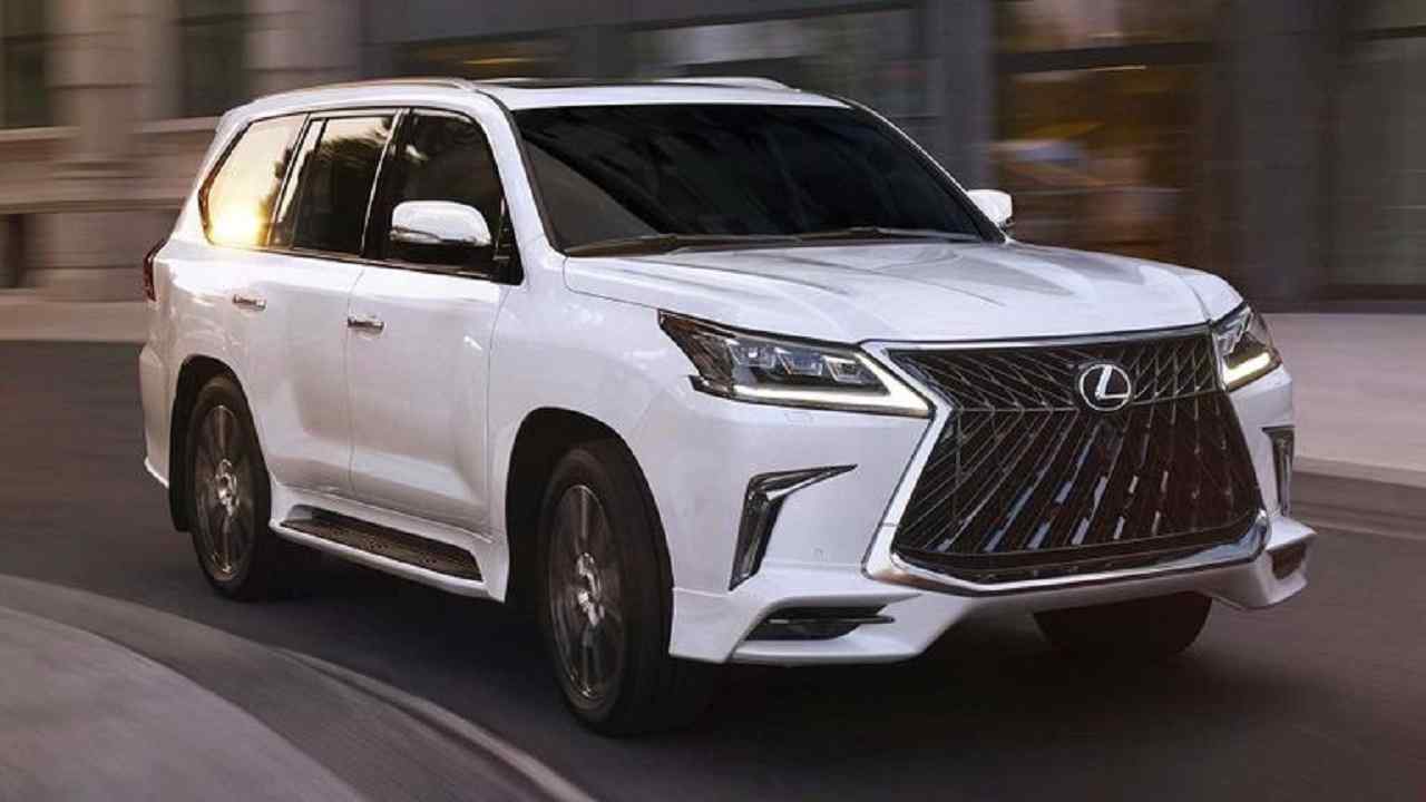 سعر ومواصفات لكزس IS 2021 الشكل الجديد lexus IS