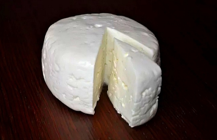 طريقة عمل الجبنة القريش في المنزل بطريقة سهلة وطعم دسم أكثر من رائع