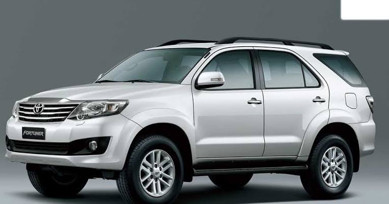 اشتري سيارة احلامك.. سيارة تويوتا فورتشنر 2022 Toyota Fortuner بمواصفات وأسعار خيالية في السعودية