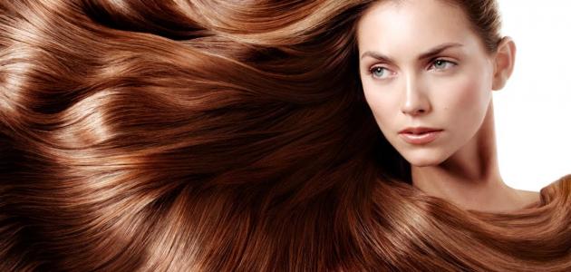 طريقة صبغ الشعر والوصول إلى اللون البني الغامق والفاتح باستخدام مواد طبيعية