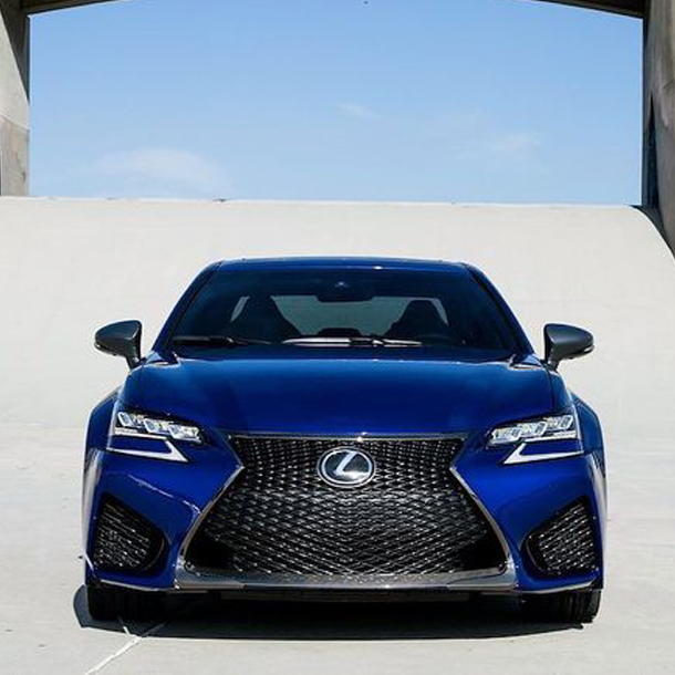 سعر ومواصفات لكزس Lexus 2022 سيارة تتميز بقوة المحرك والتقنيات المتطورة