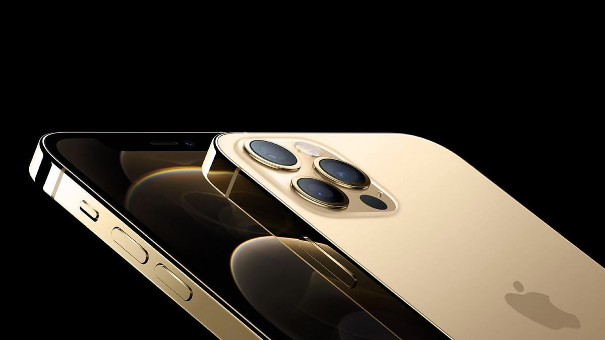 ايفون 12 برو ماكس iPhone 12 Pro Max أفضل هواتف 2021