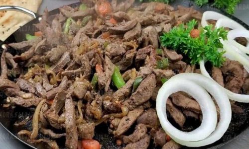 تعالى أقولك على سر خلطة الكبدة الاسكندراني في البيت بطريقة سهله طعمها روعه لازم تجربيها لأولادك