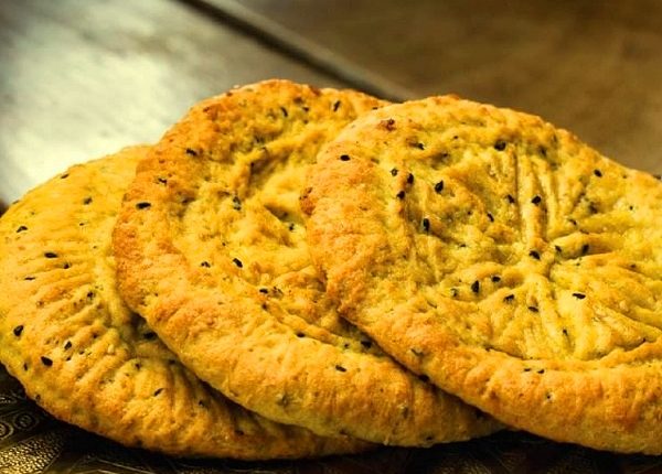 طريقة عمل كعكة باليانسون وبذور السمسم لعشاق الخبز المنزلي
