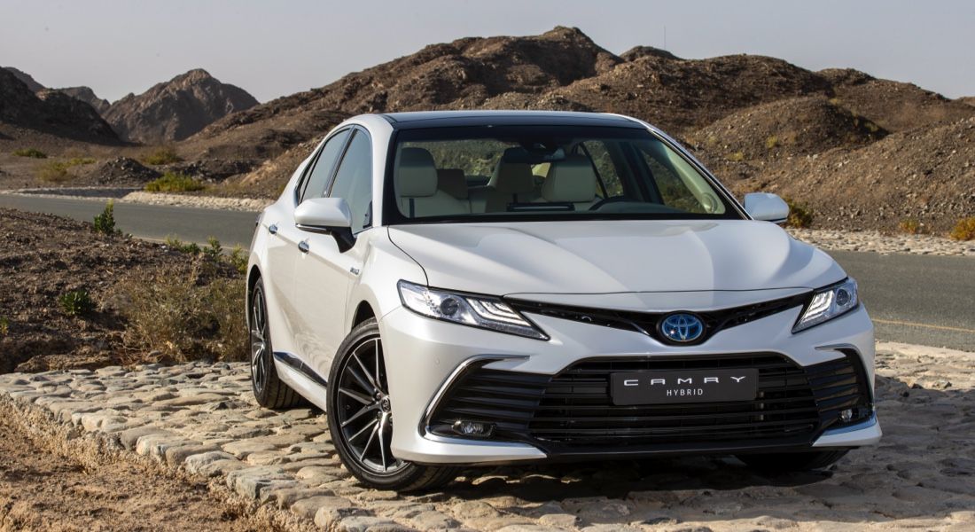 تقسيط مناسب... 800 ريال تويوتا كامري Camry 2022 على 60 شهر بمعارض السعودية مواصفاتها واسعارها وعيوبها