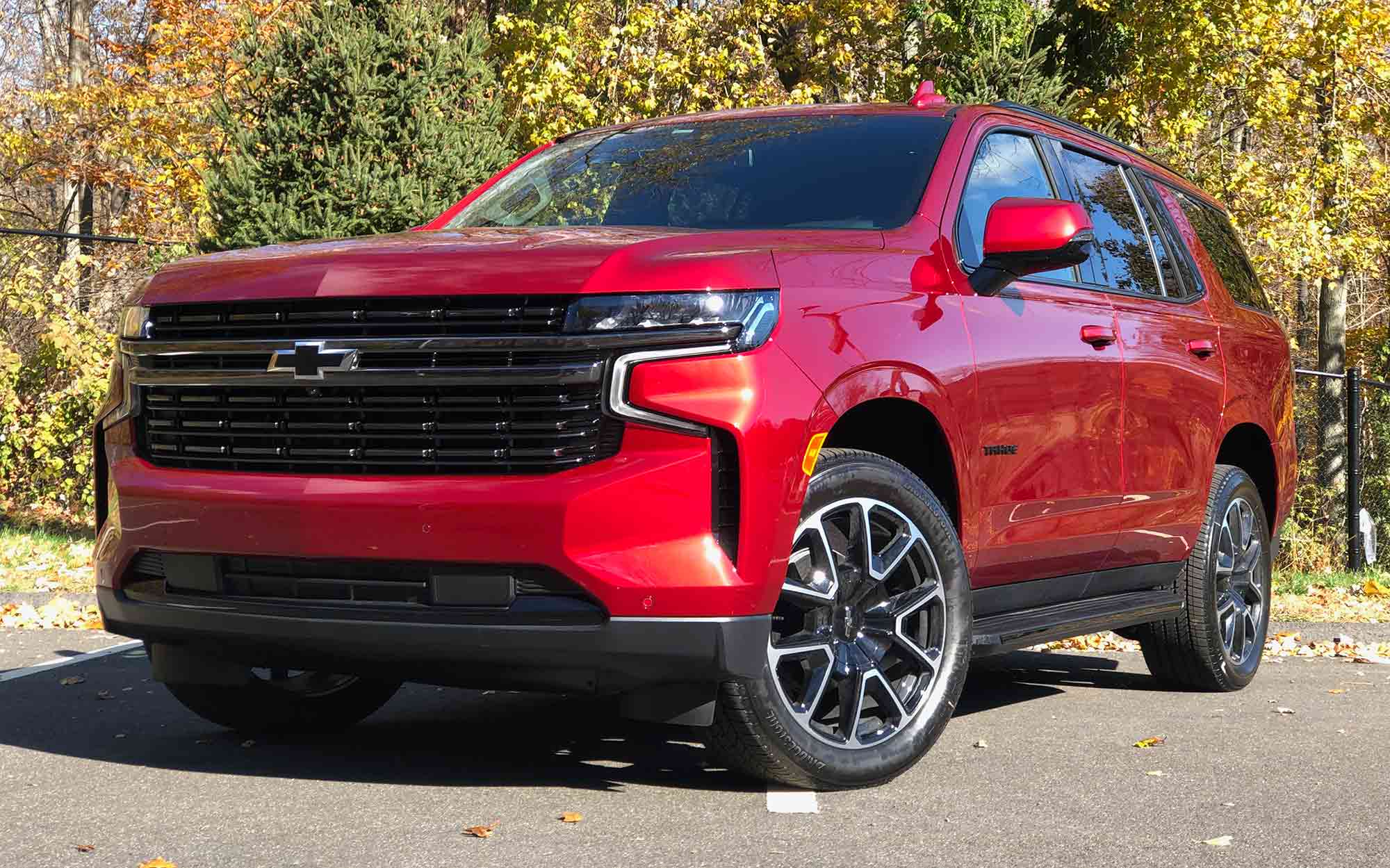 مواصفات شيفروليه تاهو Chevrolet Tahoe 2022 العائلية أسطورة الطرق الوعرة