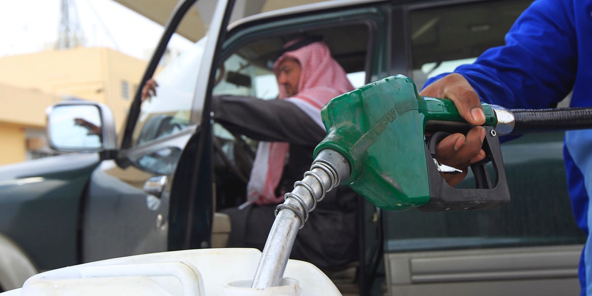 سعر لتر البنزين في السعودية "بنزين 91 و95" أرامكو تُعلن عن أسعار الوقود الجديدة يناير 2022