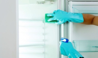 خلطة رهيبة لتنظيف الثلاجة