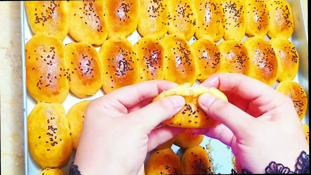 بكوب من الدقيق عملت كمية كبيرة من البوريك التركي الطري الهش بطريقة سهلة وبسيطة مغزى جدا لأطفال والكبار