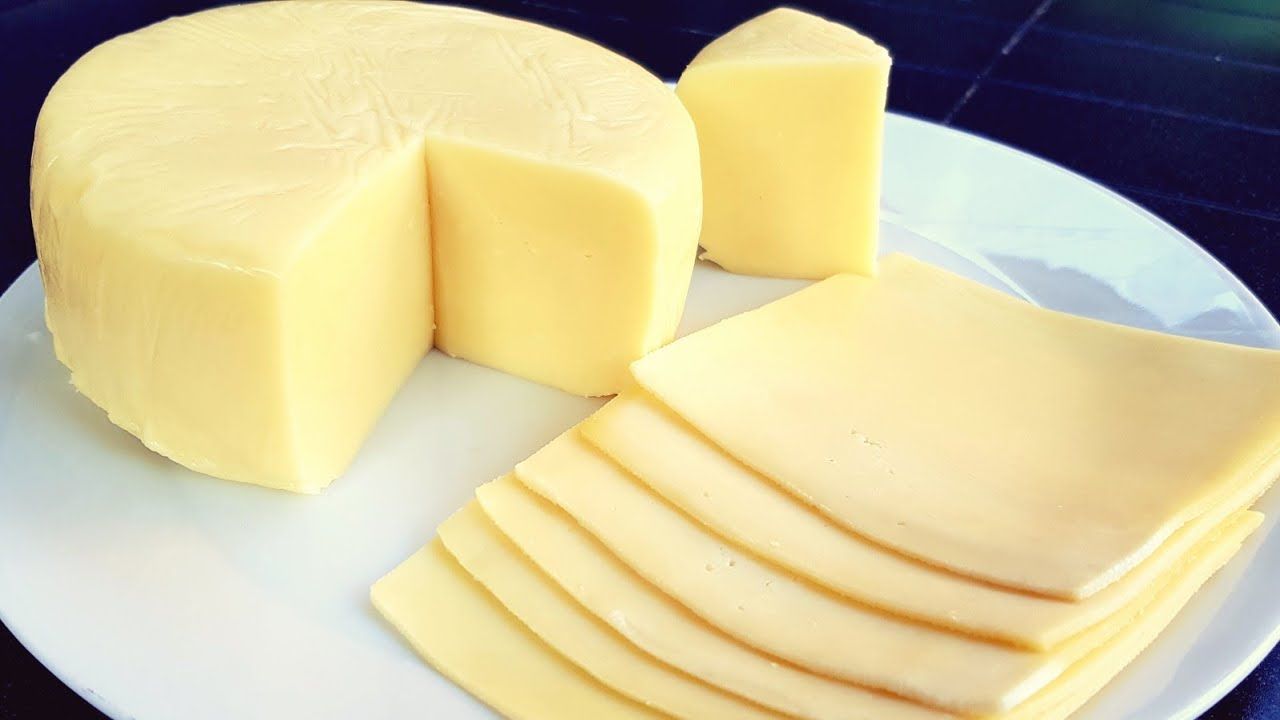 بدون تكلفة أعملي الجبنة الرومي على أصولها في البيت بمقادير مظبوطة وبطعم ألذ من الجاهزة