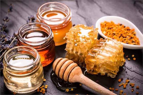 كنز في بيتك.. خليط العسل والقرنفل فوائد بالجمله للجسم من اليوم لن تستغني عنه نهائيا