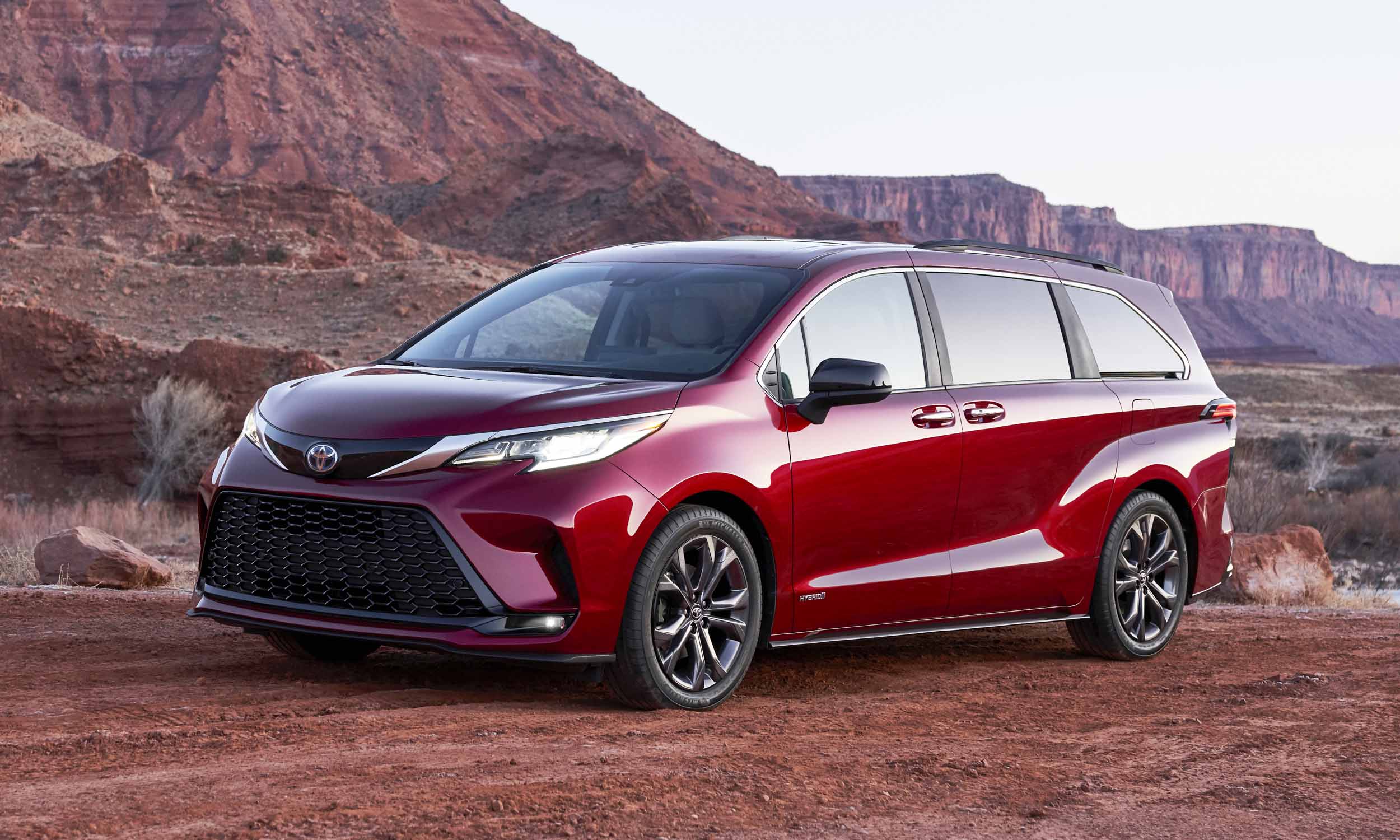 تويوتا سيينا Toyota Sienna 2022