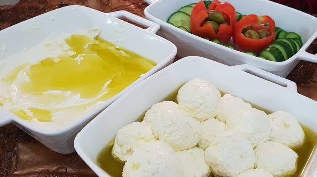 أفضل طريقة لعمل اللبنة الفلسطينية مفيدة جدا وطعمها روعة