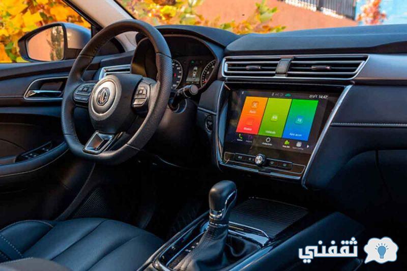 سيارة MG5 2022 من الداخل